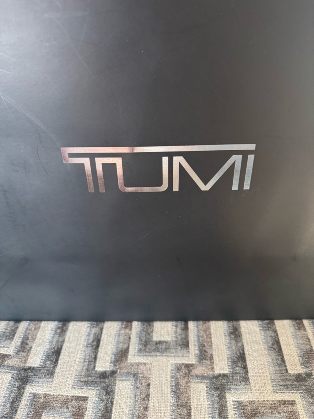 NWOT Tumi Women’s Black Shopping Bag/Gift Bag with Red Ribbon Handles - Picture 3 of 9